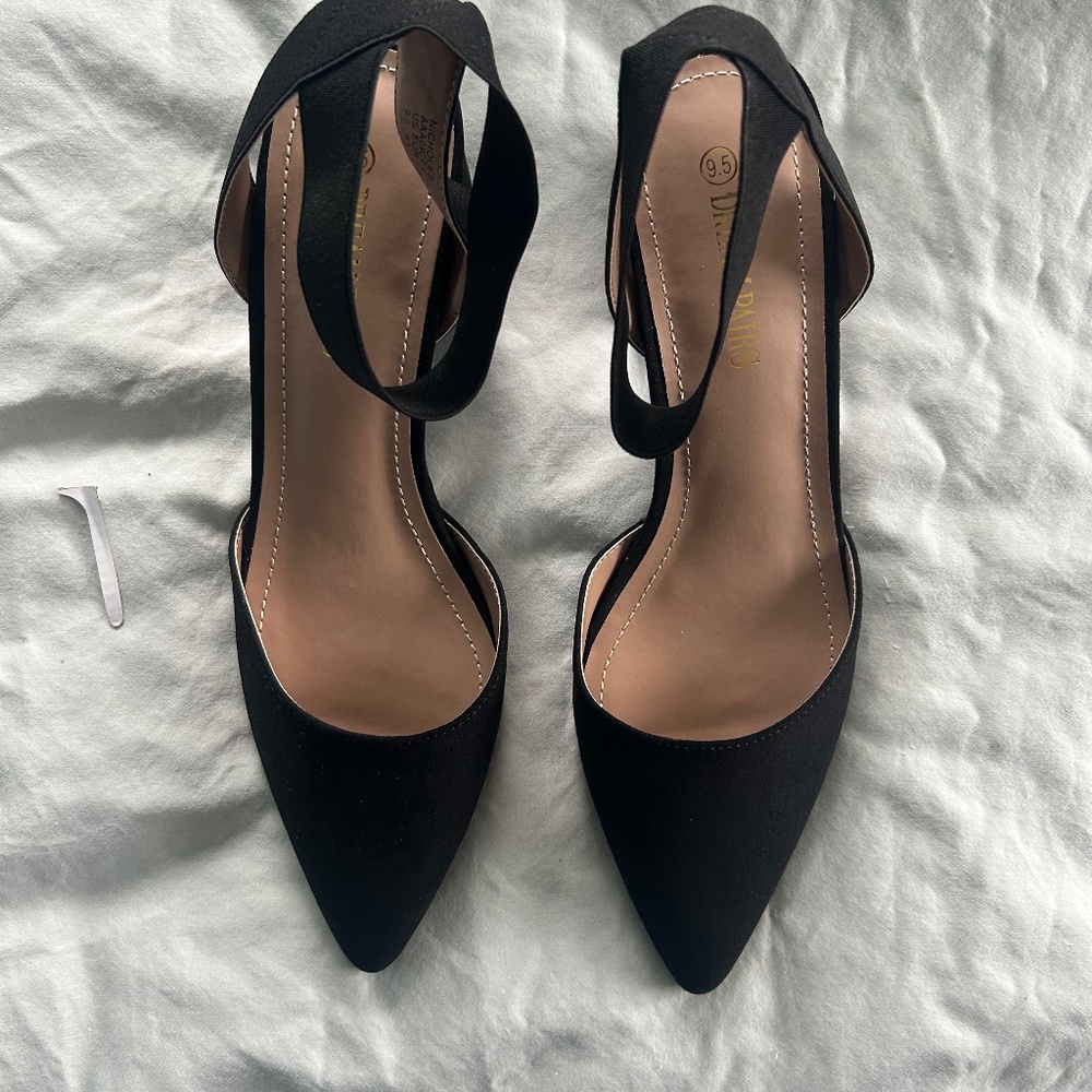 Black block heel shoes
